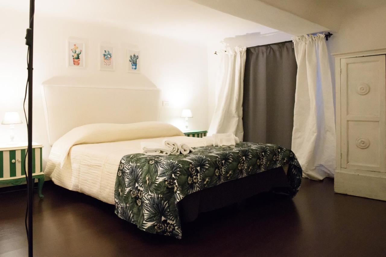 B&B Piccoli Leoni Генуя Экстерьер фото