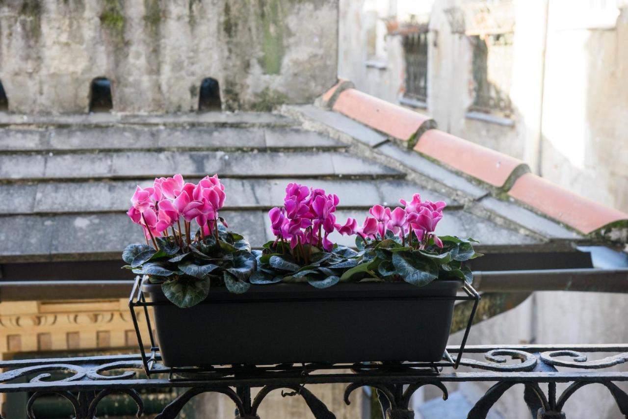 B&B Piccoli Leoni Генуя Экстерьер фото